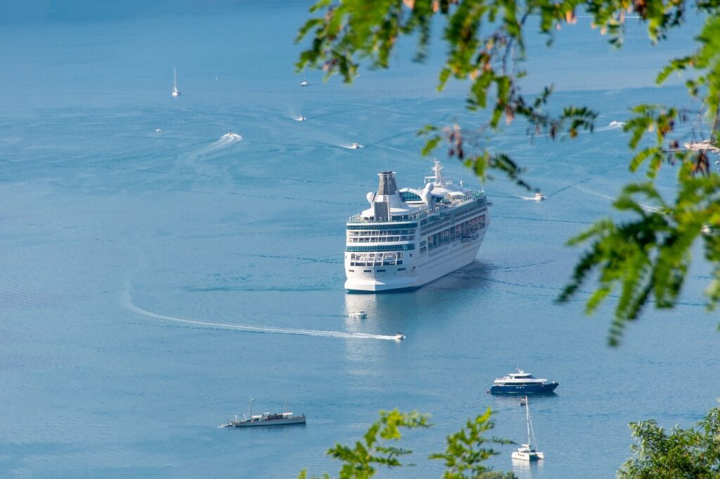 ferry, passengers, sea, cove, cruise, water, holiday, transport, travels, traffic, nature, ships, port, ocean